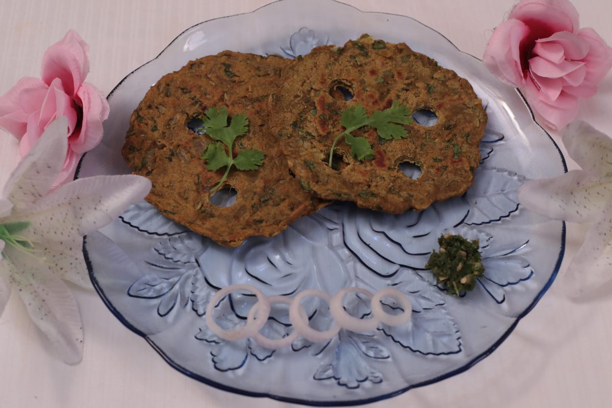 Thalipeeth 2-min Thalipeeth